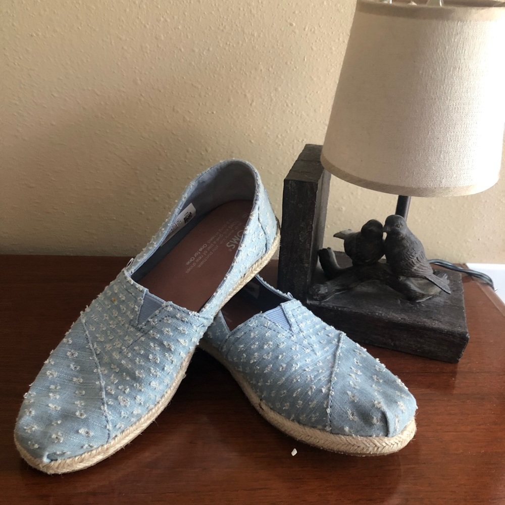 TOMS Chambray Espadrilles size 6.5